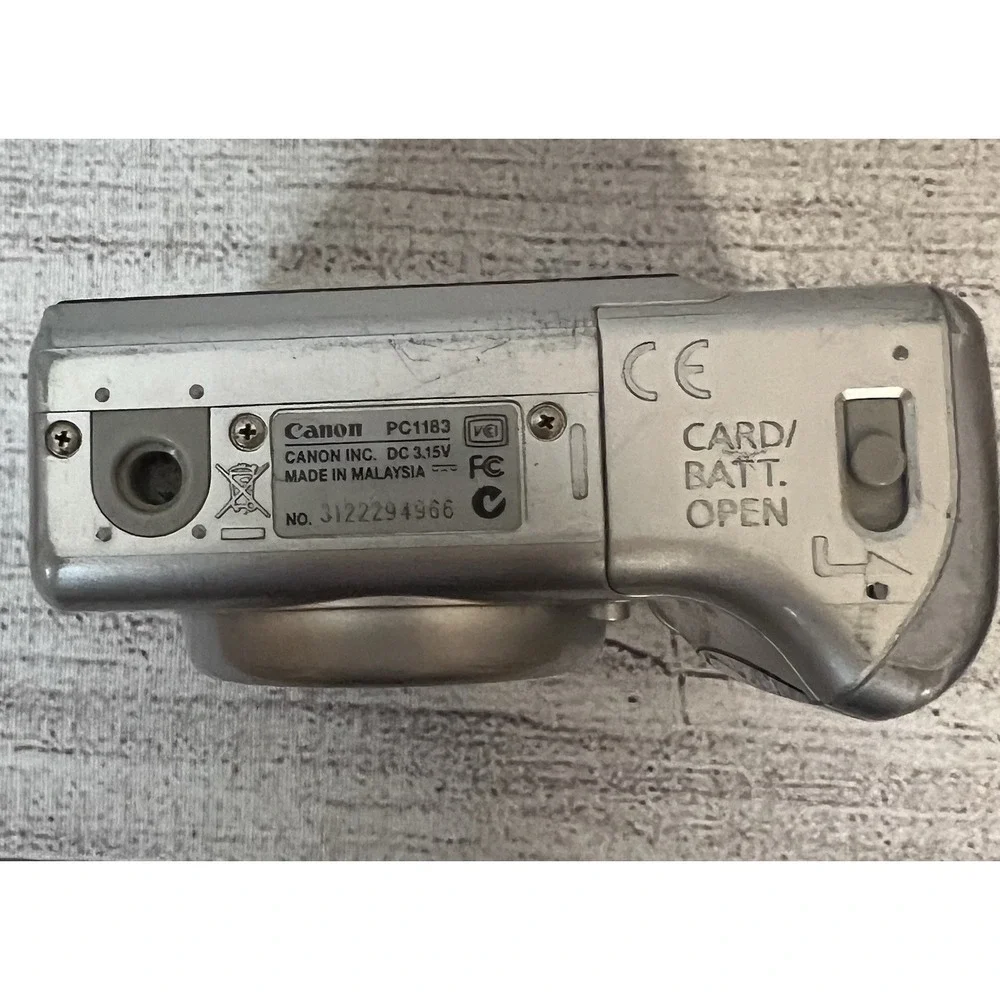 Canon PowerShot A540 Digital Camera AS-IS Untested Parts Only